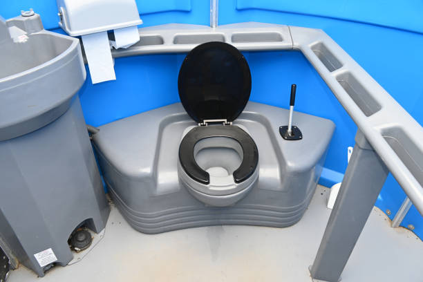 Best Portable toilet rental cost  in Litchfield, MN